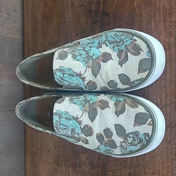 Tory Burch Sneakers Women's sz 6 Green/Cream Floral Slip On Canvas Sneaker - Picture 6 of 12